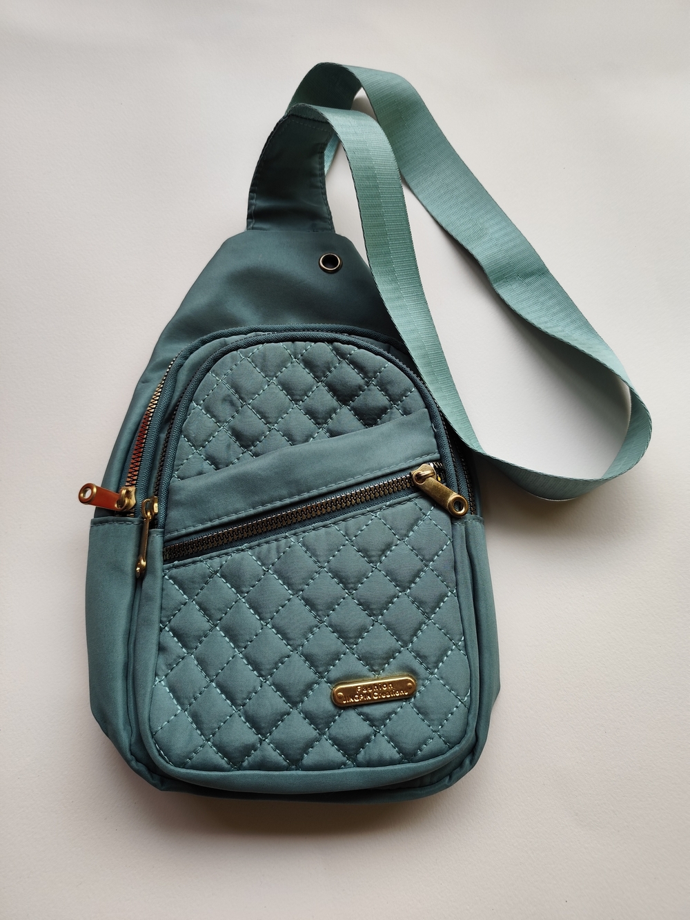 3/$25💙Teal Quilted Crossbody Bag